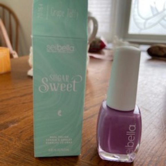 Seibella Sugar Sweet Grape Taffy Nailpolish - Picture 2 of 3